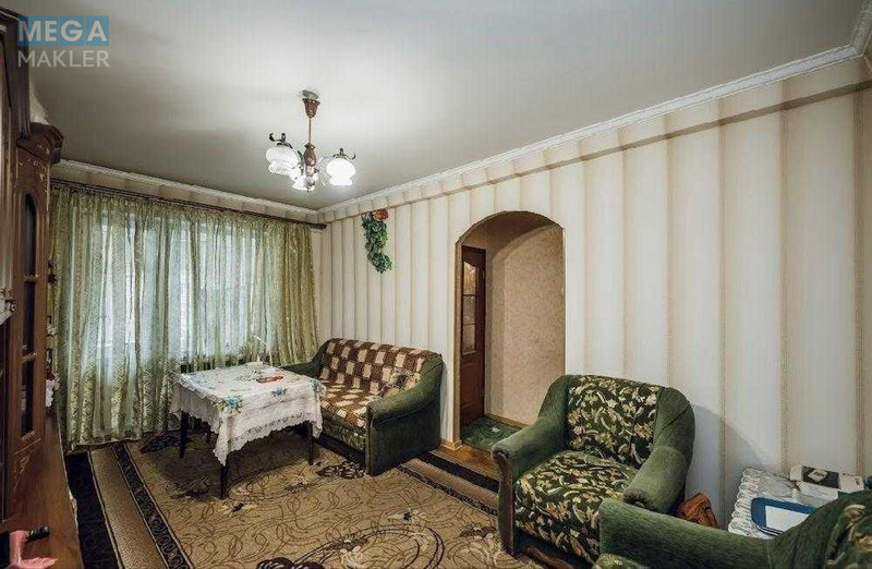 Оренда кімнати (підселення), <a class="location-link" href="/kiev/" title="Недвижимость Київ">Київ</a>, <a class="location-link" href="/kiev/dneprovskij/" title="Недвижимость Дніпровський район">Дніпровський р-н</a>, Григорія Чупринки вул., 3 (изображение 2)