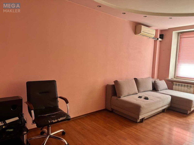 Продаж 3 кімнатної квартири (67,8/43,6/8), 5 пов. 16 пов. будинку, <a class="location-link" href="/kiev/" title="Недвижимость Київ">Київ</a>, <a class="location-link" href="/kiev/obolonskij/" title="Недвижимость Оболонський район">Оболонський р-н</a>, Маршала Рокоссовського просп., 6 (изображение 5)