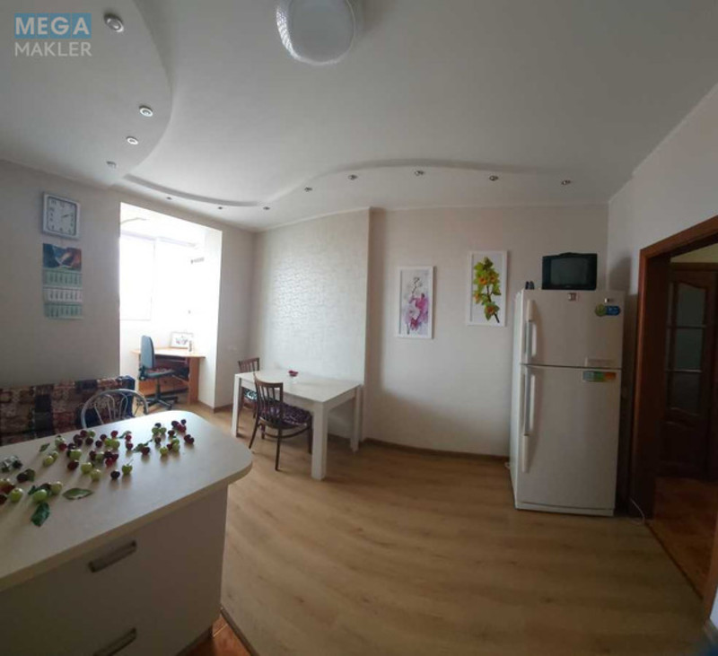 Оренда 3 кімнатної квартири, <a class="location-link" href="/kiev/" title="Недвижимость Київ">Київ</a>, <a class="location-link" href="/kiev/dneprovskij/" title="Недвижимость Дніпровський район">Дніпровський р-н</a>, Раисы Окипной ул., 8 (изображение 10)