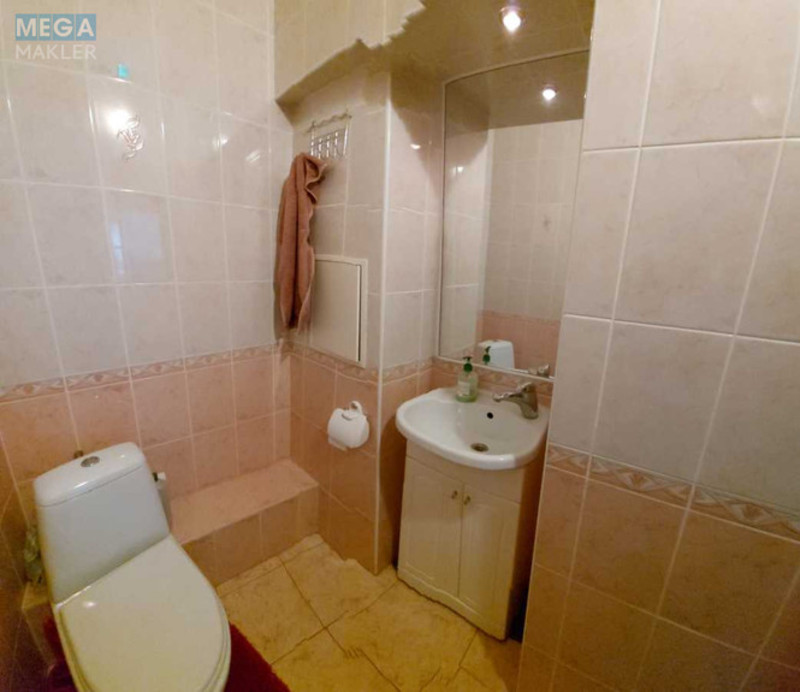 Оренда 3 кімнатної квартири, <a class="location-link" href="/kiev/" title="Недвижимость Київ">Київ</a>, <a class="location-link" href="/kiev/dneprovskij/" title="Недвижимость Дніпровський район">Дніпровський р-н</a>, Раисы Окипной ул., 8 (изображение 18)