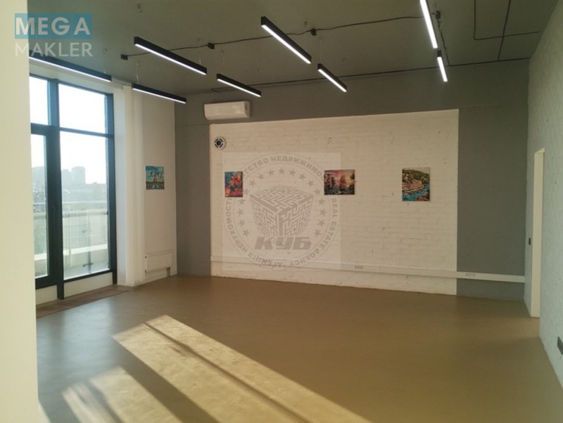 Продаж 5 кімнатної квартири (320/127/28), 8 пов. 9 пов. будинку, <a class="location-link" href="/kiev/" title="Недвижимость Київ">Київ</a>, <a class="location-link" href="/kiev/shevchenkovskij/" title="Недвижимость Шевченківський район">Шевченківський р-н</a>, Берестейський 42 ( <img src="https://megamakler.com.ua/metro/ff0000.gif" alt="" class="metro" /> м. Шулявская, 7 ) (изображение 4)