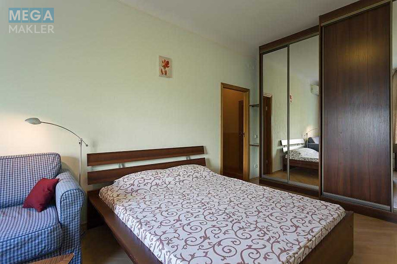 Оренда 2 кімнатної квартири, <a class="location-link" href="/kiev/" title="Недвижимость Київ">Київ</a>, <a class="location-link" href="/kiev/pecherskij/" title="Недвижимость Печерський район">Печерський р-н</a>, Немировича-Данченка вул., 14/13 (изображение 8)