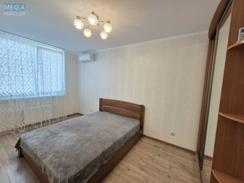 Продаж 2 кімнатної квартири (40/18/14), 21 пов. 24 пов. будинку, <a class="location-link" href="/novoselki-selo-kv-kievo-svyatoshinskij-rajon/" title="Недвижимость Новосілки">Новосілки</a>, Приміська, 26 (изображение 3)