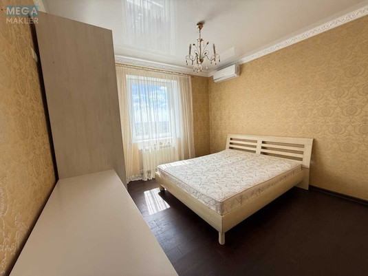 Оренда 3 кімнатної квартири, <a class="location-link" href="/kiev/" title="Недвижимость Київ">Київ</a>, <a class="location-link" href="/kiev/darnickij/" title="Недвижимость Дарницький район">Дарницький р-н</a>, Григорія Ващенка вул., 1 (изображение 4)