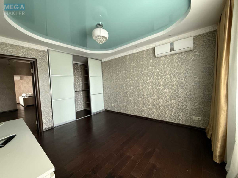 Оренда 3 кімнатної квартири, <a class="location-link" href="/kiev/" title="Недвижимость Київ">Київ</a>, <a class="location-link" href="/kiev/darnickij/" title="Недвижимость Дарницький район">Дарницький р-н</a>, Григорія Ващенка вул., 1 (изображение 6)