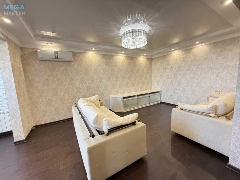Оренда 3 кімнатної квартири, <a class="location-link" href="/kiev/" title="Недвижимость Київ">Київ</a>, <a class="location-link" href="/kiev/darnickij/" title="Недвижимость Дарницький район">Дарницький р-н</a>, Григорія Ващенка вул., 1 (изображение 8)