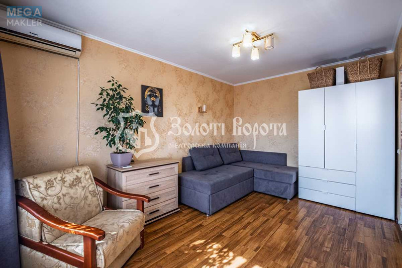 Продаж 1 кімнатної квартири (28/13,3/5,5), 6 пов. 9 пов. будинку, <a class="location-link" href="/kiev/" title="Недвижимость Київ">Київ</a>, <a class="location-link" href="/kiev/svyatoshinskij/" title="Недвижимость Святошинський район">Святошинський р-н</a>, Жолудєва вул., 1 (изображение 5)