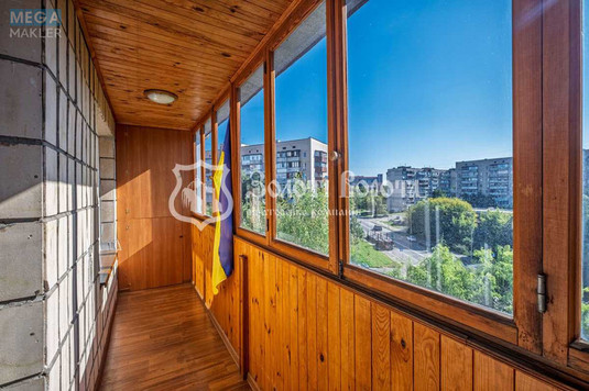 Продаж 1 кімнатної квартири (28/13,3/5,5), 6 пов. 9 пов. будинку, <a class="location-link" href="/kiev/" title="Недвижимость Київ">Київ</a>, <a class="location-link" href="/kiev/svyatoshinskij/" title="Недвижимость Святошинський район">Святошинський р-н</a>, Жолудєва вул., 1 (изображение 8)