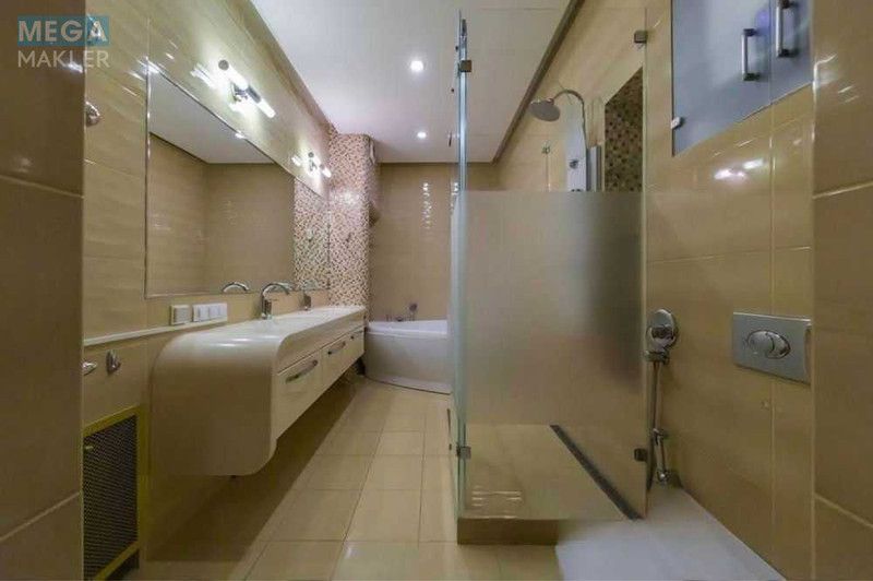 Оренда 3 кімнатної квартири, <a class="location-link" href="/kiev/" title="Недвижимость Київ">Київ</a>, <a class="location-link" href="/kiev/pecherskij/" title="Недвижимость Печерський район">Печерський р-н</a>, Дружби Народів бульв., 14-16 (изображение 11)