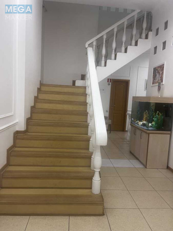 Оренда комерційної нерухомості, 241,40 кв.м, <a class="location-link" href="/kiev/" title="Недвижимость Київ">Київ</a>, <a class="location-link" href="/kiev/shevchenkovskij/" title="Недвижимость Шевченківський район">Шевченківський р-н</a>, Січових Стрільців вул., 42 (изображение 3)