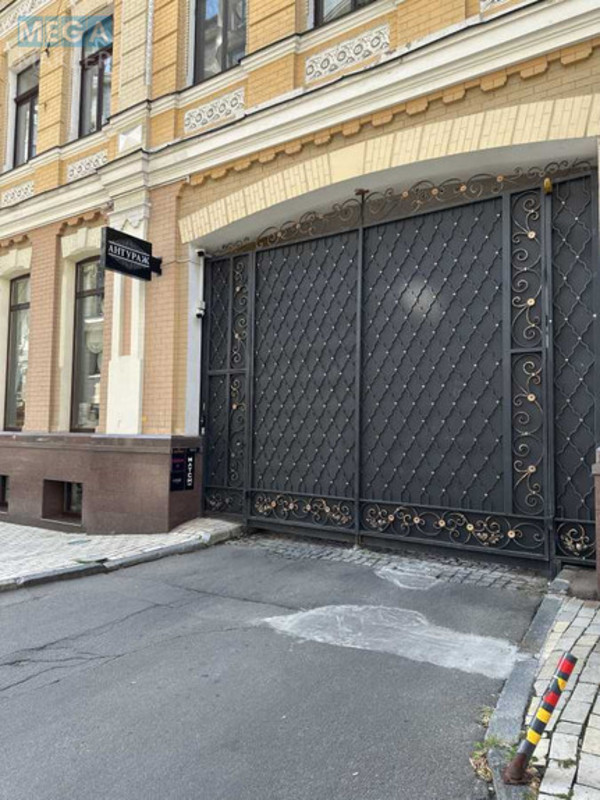 Продаж комерційної нерухомості, 17 кв.м, <a class="location-link" href="/kiev/" title="Недвижимость Київ">Київ</a>, <a class="location-link" href="/kiev/shevchenkovskij/" title="Недвижимость Шевченківський район">Шевченківський р-н</a>, Володимирська вул., 20/1 (изображение 3)