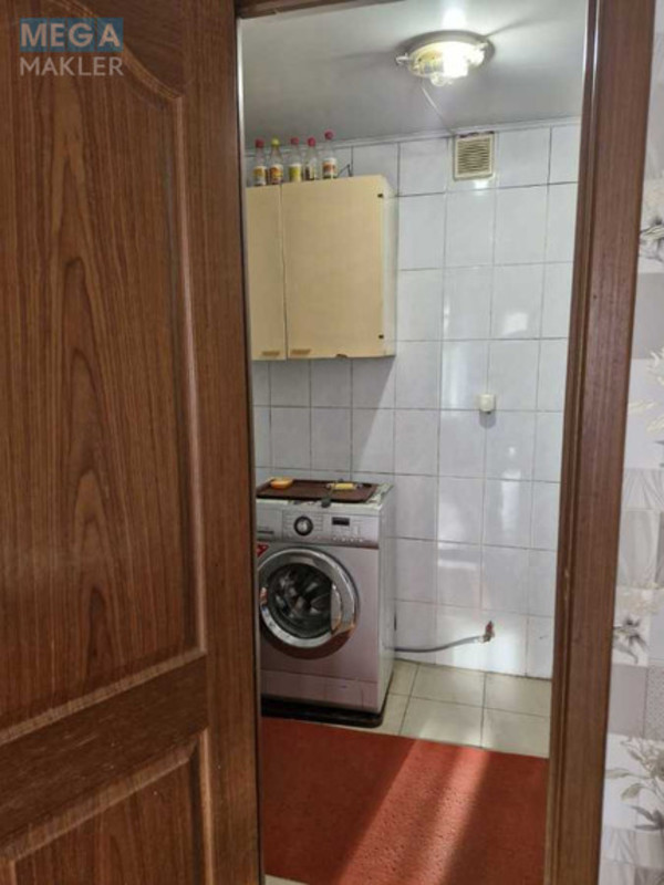 Оренда 1 кімнатної квартири, <a class="location-link" href="/kiev/" title="Недвижимость Київ">Київ</a>, <a class="location-link" href="/kiev/darnickij/" title="Недвижимость Дарницький район">Дарницький р-н</a>, Нижний Вал ул., 1 (изображение 3)
