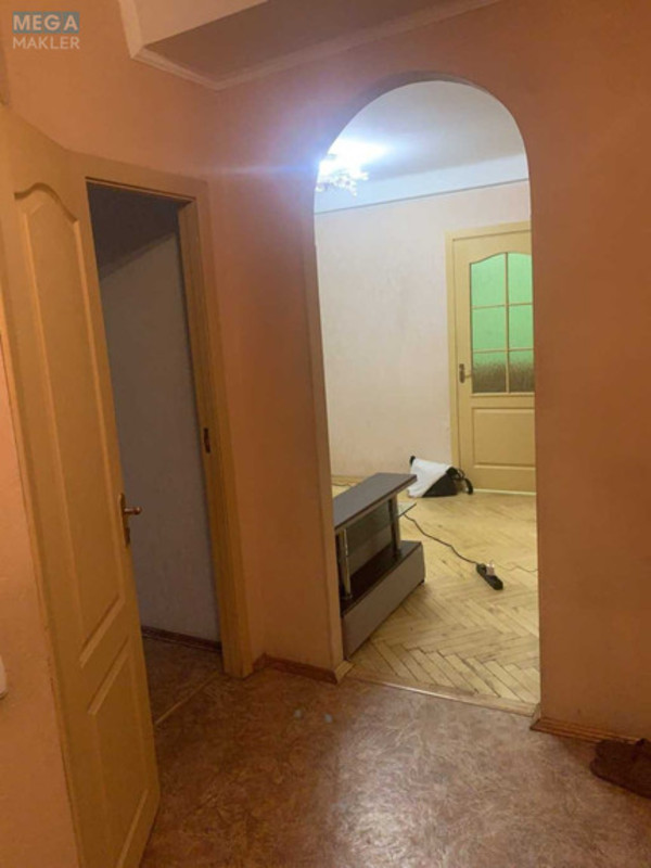 Оренда 2 кімнатної квартири, <a class="location-link" href="/kiev/" title="Недвижимость Київ">Київ</a>, <a class="location-link" href="/kiev/svyatoshinskij/" title="Недвижимость Святошинський район">Святошинський р-н</a>, Семьи Сосниных ул. (изображение 3)