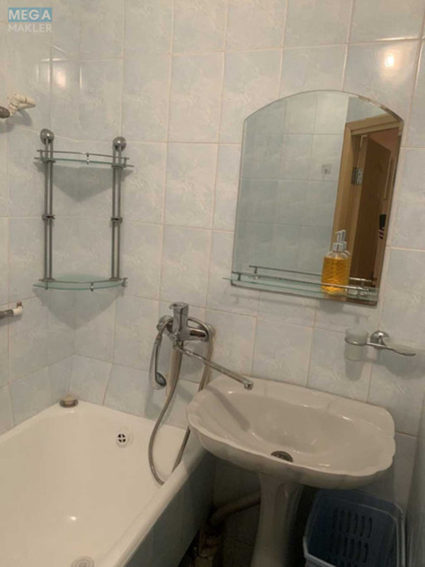 Оренда 2 кімнатної квартири, <a class="location-link" href="/kiev/" title="Недвижимость Київ">Київ</a>, <a class="location-link" href="/kiev/svyatoshinskij/" title="Недвижимость Святошинський район">Святошинський р-н</a>, Семьи Сосниных ул. (изображение 11)