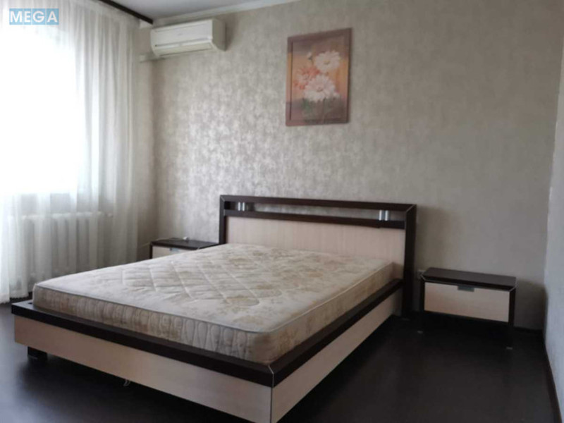 Оренда 2 кімнатної квартири, <a class="location-link" href="/kiev/" title="Недвижимость Київ">Київ</a>, <a class="location-link" href="/kiev/svyatoshinskij/" title="Недвижимость Святошинський район">Святошинський р-н</a>, Феодори Пушиної вул., 19а (изображение 5)