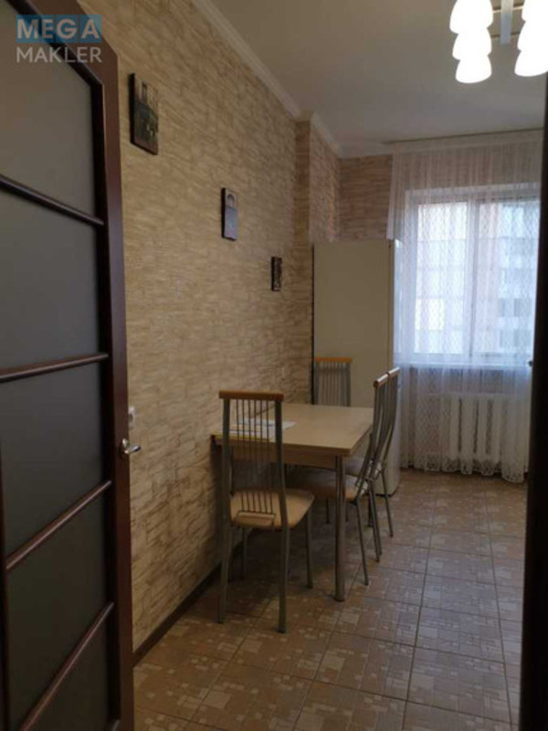 Оренда 2 кімнатної квартири, <a class="location-link" href="/kiev/" title="Недвижимость Київ">Київ</a>, <a class="location-link" href="/kiev/svyatoshinskij/" title="Недвижимость Святошинський район">Святошинський р-н</a>, Феодори Пушиної вул., 19а (изображение 12)