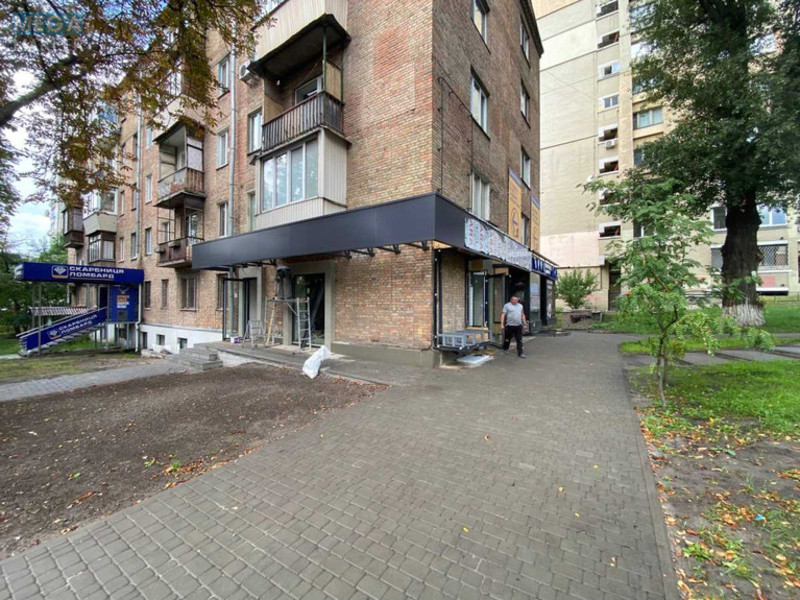 Оренда комерційної нерухомості, 53 кв.м, под магазин, <a class="location-link" href="/kiev/" title="Недвижимость Київ">Київ</a>, <a class="location-link" href="/kiev/pecherskij/" title="Недвижимость Печерський район">Печерський р-н</a>, Німецька вул., 4 (изображение 6)