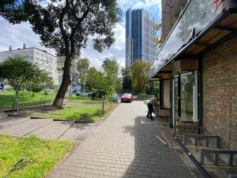 Оренда комерційної нерухомості, 53 кв.м, под магазин, <a class="location-link" href="/kiev/" title="Недвижимость Київ">Київ</a>, <a class="location-link" href="/kiev/pecherskij/" title="Недвижимость Печерський район">Печерський р-н</a>, Німецька вул., 4 (изображение 7)