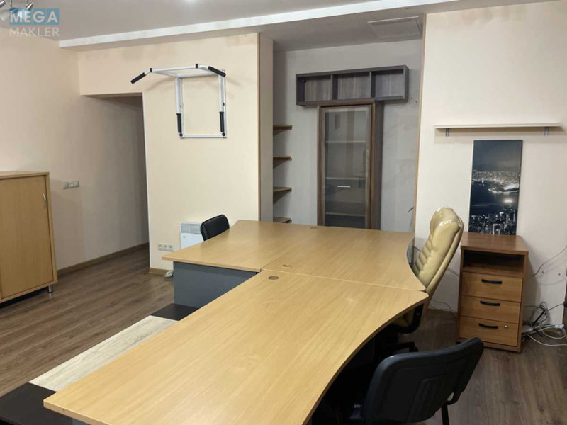 Оренда комерційної нерухомості, 80 кв.м, под офис, <a class="location-link" href="/kiev/" title="Недвижимость Київ">Київ</a>, <a class="location-link" href="/kiev/darnickij/" title="Недвижимость Дарницький район">Дарницький р-н</a>, Срибнокильская ул., 22 (изображение 2)