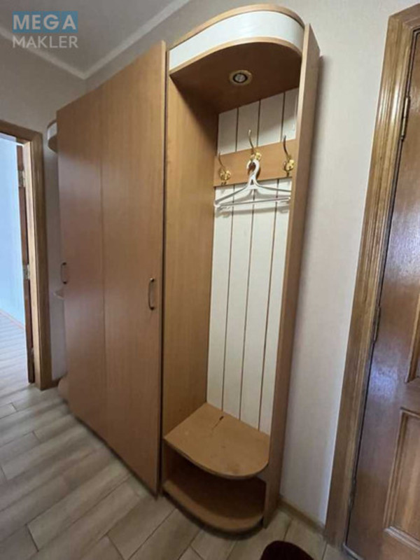 Оренда 2 кімнатної квартири, <a class="location-link" href="/kiev/" title="Недвижимость Київ">Київ</a>, <a class="location-link" href="/kiev/darnickij/" title="Недвижимость Дарницький район">Дарницький р-н</a>, Бориса Гмыри ул., 13 (изображение 4)