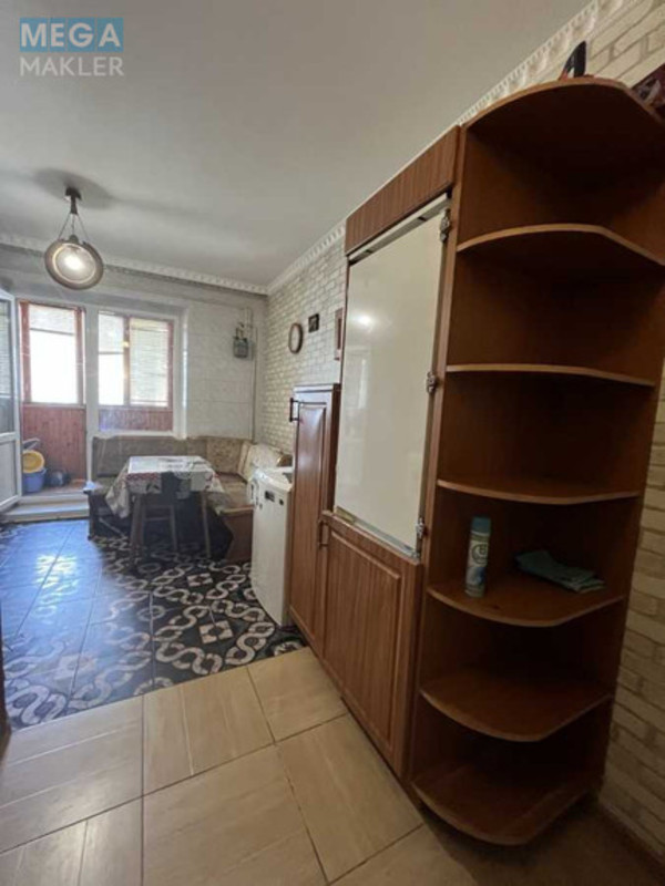Оренда 2 кімнатної квартири, <a class="location-link" href="/kiev/" title="Недвижимость Київ">Київ</a>, <a class="location-link" href="/kiev/darnickij/" title="Недвижимость Дарницький район">Дарницький р-н</a>, Бориса Гмыри ул., 13 (изображение 13)