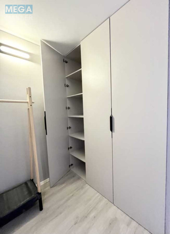 Оренда 2 кімнатної квартири, <a class="location-link" href="/kiev/" title="Недвижимость Київ">Київ</a>, <a class="location-link" href="/kiev/shevchenkovskij/" title="Недвижимость Шевченківський район">Шевченківський р-н</a>, Глебова ул., 2 (изображение 2)
