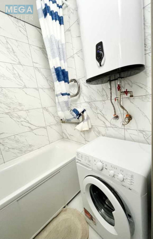 Оренда 2 кімнатної квартири, <a class="location-link" href="/kiev/" title="Недвижимость Київ">Київ</a>, <a class="location-link" href="/kiev/shevchenkovskij/" title="Недвижимость Шевченківський район">Шевченківський р-н</a>, Глебова ул., 2 (изображение 4)