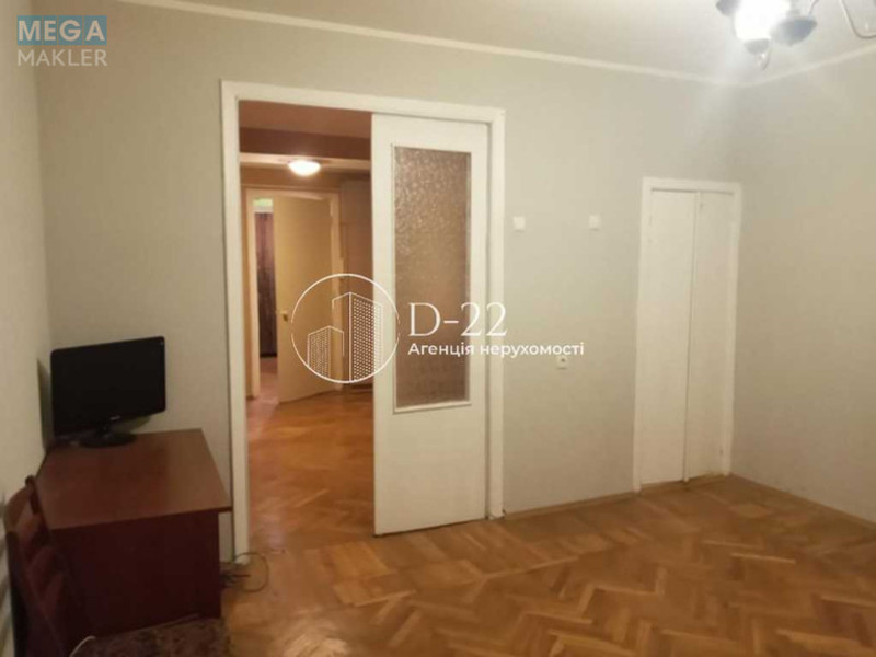 Продаж 3 кімнатної квартири (93/48/9), 1 пов. 9 пов. будинку, <a class="location-link" href="/kiev/" title="Недвижимость Київ">Київ</a>, <a class="location-link" href="/kiev/shevchenkovskij/" title="Недвижимость Шевченківський район">Шевченківський р-н</a>, Стрітенська вулиця, 13 (изображение 10)