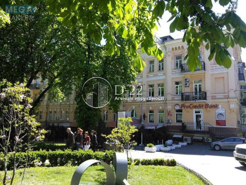 Продаж 1 кімнатної квартири (50,7/20/11), 3 пов. 3 пов. будинку, <a class="location-link" href="/kiev/" title="Недвижимость Київ">Київ</a>, <a class="location-link" href="/kiev/shevchenkovskij/" title="Недвижимость Шевченківський район">Шевченківський р-н</a>, Миколи Лисенка вулиця, 1 (изображение 6)