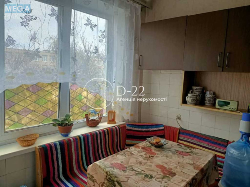 Продаж 3 кімнатної квартири (68,4/48,3/7,1), 2 пов. 9 пов. будинку, <a class="location-link" href="/kiev/" title="Недвижимость Київ">Київ</a>, <a class="location-link" href="/kiev/obolonskij/" title="Недвижимость Оболонський район">Оболонський р-н</a>, улица Иорданская, 24 (изображение 6)