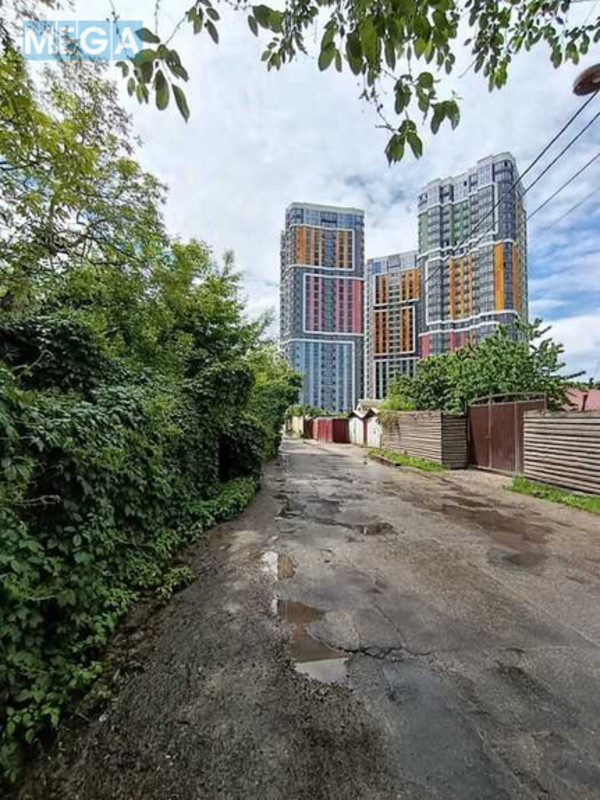 Продажа участка, 30&nbsp;соток, земля коммерческого назначения, <a class="location-link" href="/kiev/" title="Недвижимость Київ">Київ</a>, <a class="location-link" href="/kiev/goloseevskij/" title="Недвижимость Голосіївський район">Голосіївський р-н</a>, Жулянська вул. (изображение 2)