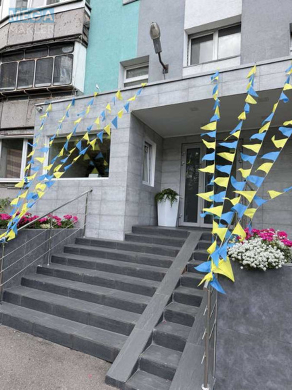 Оренда комерційної нерухомості, 42&nbsp;кв.м, под офис, <a class="location-link" href="/kiev/" title="Недвижимость Київ">Київ</a>, <a class="location-link" href="/kiev/svyatoshinskij/" title="Недвижимость Святошинський район">Святошинський р-н</a>, Берестейский просп., 93 (изображение 12)