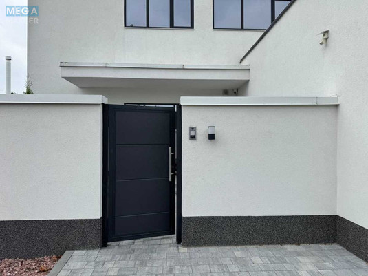 Продаж дома, 2&nbsp;поверху, 280&nbsp;кв.м, 6&nbsp;кімнат, ділянка 8&nbsp;соток, <a class="location-link" href="/petropavlovskaya-borshagovka/" title="Недвижимость Петропавлівська Борщагівка">Петропавлівська Борщагівка</a>, Княгини Ольги, 8 (изображение 6)