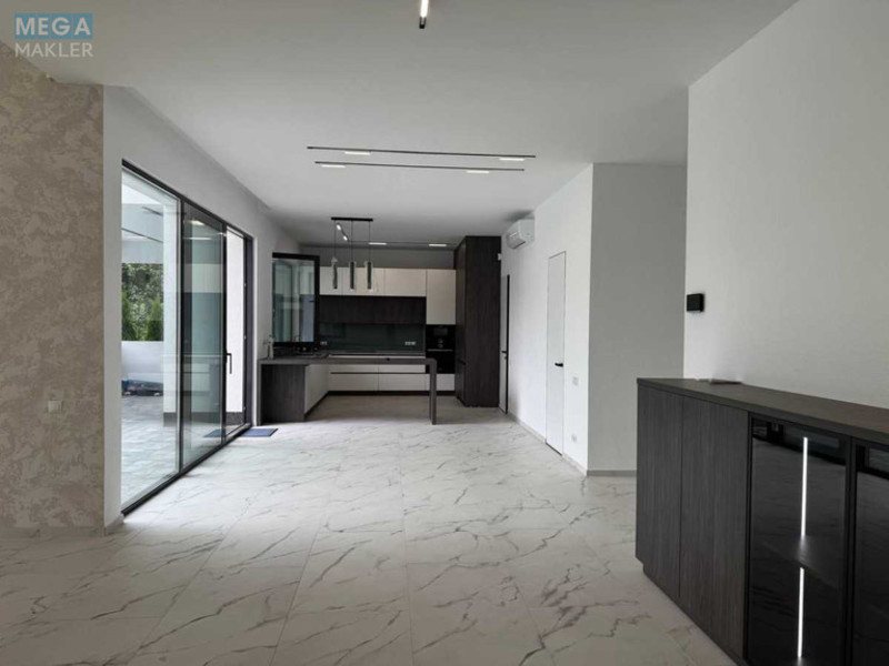 Продаж дома, 2 поверху, 280 кв.м, 6 кімнат, ділянка 8 соток, <a class="location-link" href="/petropavlovskaya-borshagovka/" title="Недвижимость Петропавлівська Борщагівка">Петропавлівська Борщагівка</a>, Княгини Ольги, 8 (изображение 11)
