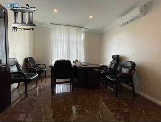Продаж комерційної нерухомості, 674&nbsp;кв.м, под магазин, <a class="location-link" href="/kiev/" title="Недвижимость Київ">Київ</a>, <a class="location-link" href="/kiev/goloseevskij/" title="Недвижимость Голосіївський район">Голосіївський р-н</a>, Михайла Максимовича вул., 24 (изображение 4)