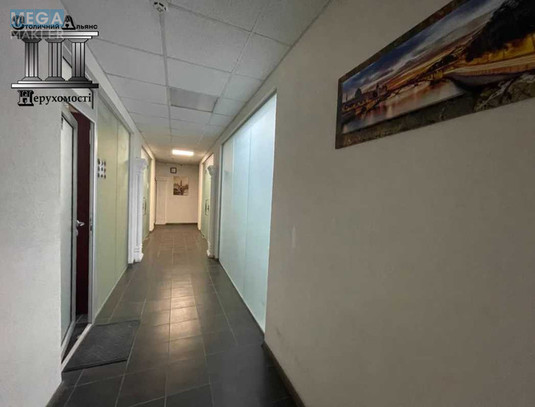 Продаж комерційної нерухомості, 674&nbsp;кв.м, под магазин, <a class="location-link" href="/kiev/" title="Недвижимость Київ">Київ</a>, <a class="location-link" href="/kiev/goloseevskij/" title="Недвижимость Голосіївський район">Голосіївський р-н</a>, Михайла Максимовича вул., 24 (изображение 12)
