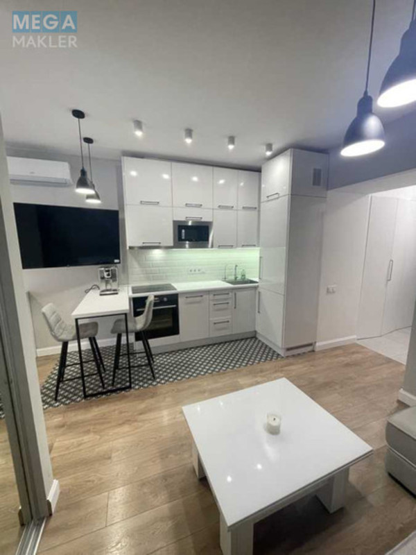 Оренда 1 кімнатної квартири, <a class="location-link" href="/kiev/" title="Недвижимость Київ">Київ</a>, <a class="location-link" href="/kiev/pecherskij/" title="Недвижимость Печерський район">Печерський р-н</a>, Предславинская ул., 55а (изображение 3)