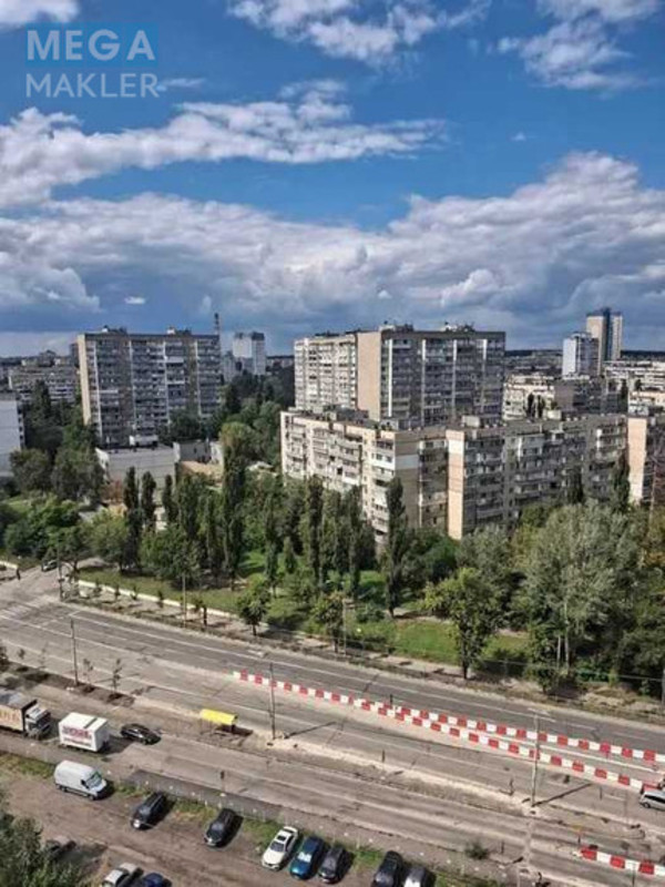 Оренда 2 кімнатної квартири, <a class="location-link" href="/kiev/" title="Недвижимость Київ">Київ</a>, <a class="location-link" href="/kiev/podolskij/" title="Недвижимость Подільський район">Подільський р-н</a>, Європейського Союзу просп., 31А (изображение 6)