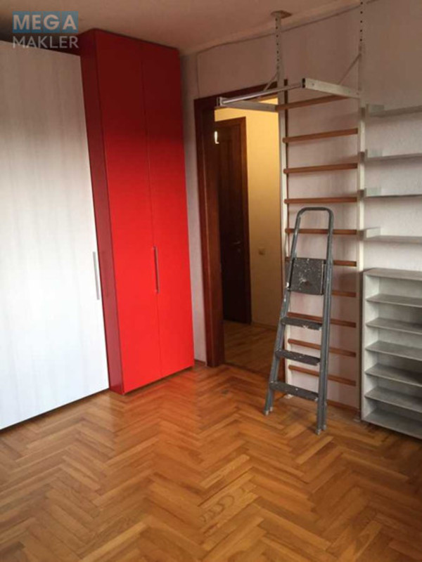Продаж 3 кімнатної квартири (103/56/15), 15 пов. 16 пов. будинку, <a class="location-link" href="/kiev/" title="Недвижимость Київ">Київ</a>, <a class="location-link" href="/kiev/kievskij/" title="Недвижимость Киевский район">Киевский р-н</a>, Гайдара вул., 27 (изображение 5)