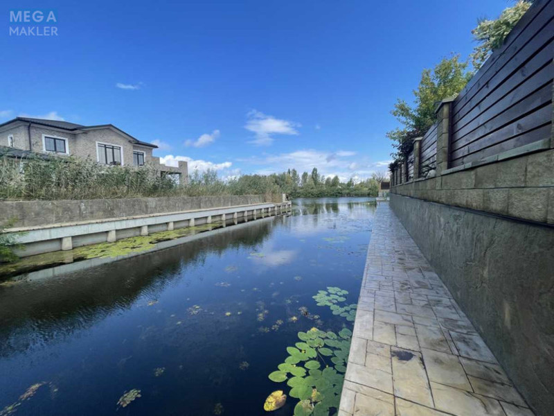Продаж дома, 2 поверху, 355 кв.м, 4 кімнати, ділянка 12 соток, <a class="location-link" href="/kozin-selo-kv/" title="Недвижимость Козин">Козин</a>, Старокиївська КГ Дніпрова Хвиля (изображение 4)
