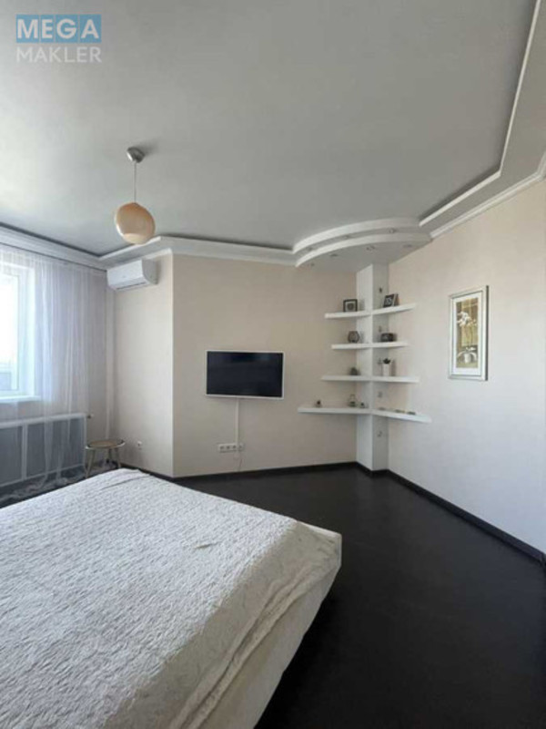 Продаж 3 кімнатної квартири (110/58/17), 22 пов. 36 пов. будинку, <a class="location-link" href="/kiev/" title="Недвижимость Київ">Київ</a>, <a class="location-link" href="/kiev/darnickij/" title="Недвижимость Дарницький район">Дарницький р-н</a>, Срібнокільська вул., 1 (изображение 3)