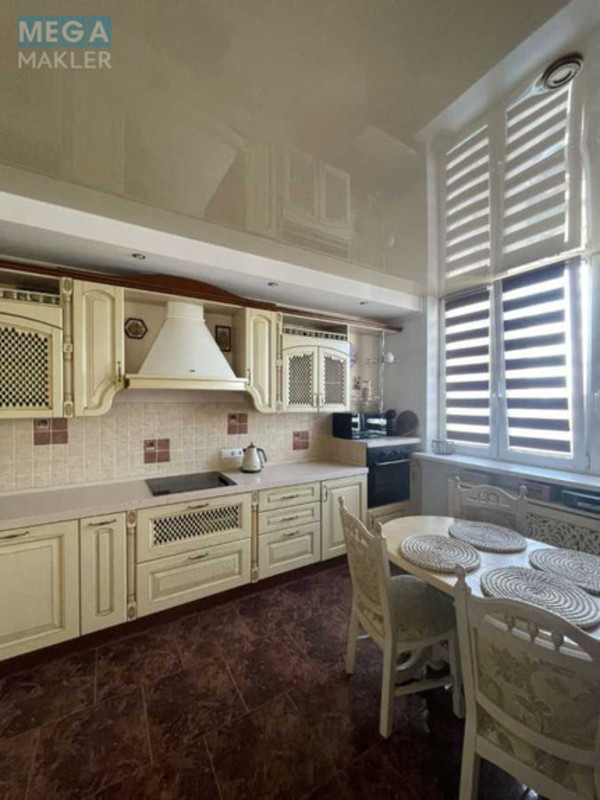 Продаж 3 кімнатної квартири (110/58/17), 22 пов. 36 пов. будинку, <a class="location-link" href="/kiev/" title="Недвижимость Київ">Київ</a>, <a class="location-link" href="/kiev/darnickij/" title="Недвижимость Дарницький район">Дарницький р-н</a>, Срібнокільська вул., 1 (изображение 11)