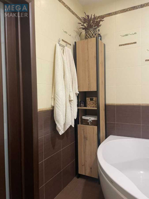 Продаж 3 кімнатної квартири (110/58/17), 22 пов. 36 пов. будинку, <a class="location-link" href="/kiev/" title="Недвижимость Київ">Київ</a>, <a class="location-link" href="/kiev/darnickij/" title="Недвижимость Дарницький район">Дарницький р-н</a>, Срібнокільська вул., 1 (изображение 18)