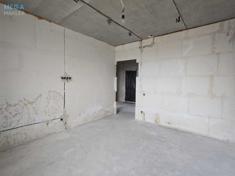 Продаж 3 кімнатної квартири (75/39/10), 13 пов. 20 пов. будинку, <a class="location-link" href="/kiev/" title="Недвижимость Київ">Київ</a>, <a class="location-link" href="/kiev/darnickij/" title="Недвижимость Дарницький район">Дарницький р-н</a>, Евгения Харченко ул., 47Б (изображение 11)