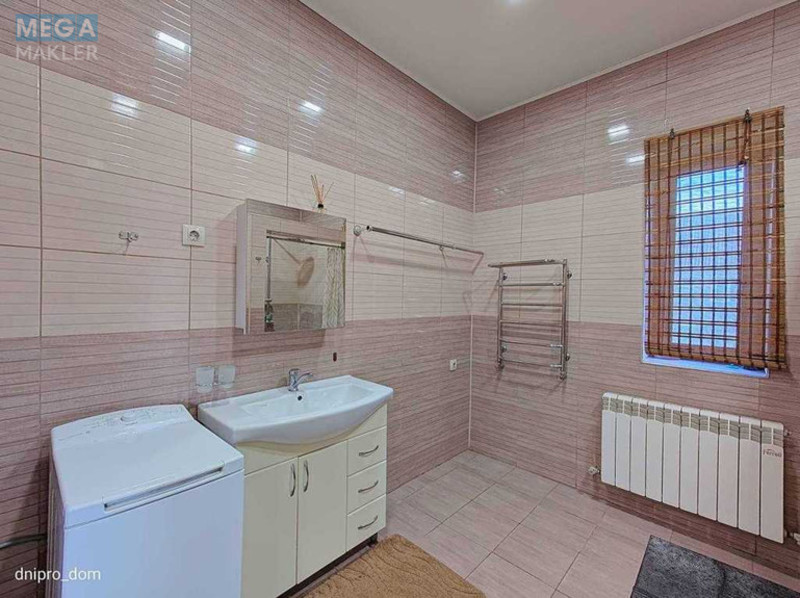 Продаж дома, 1 поверх, 111 кв.м, 4 кімнати, ділянка 17 соток, <a class="location-link" href="/podgorodnoe/" title="Недвижимость Підгородне">Підгородне</a>, Пісенна, 121 (изображение 8)