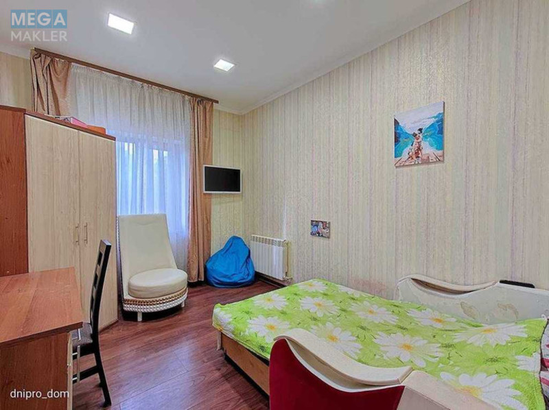 Продаж дома, 1 поверх, 111 кв.м, 4 кімнати, ділянка 17 соток, <a class="location-link" href="/podgorodnoe/" title="Недвижимость Підгородне">Підгородне</a>, Пісенна, 121 (изображение 12)