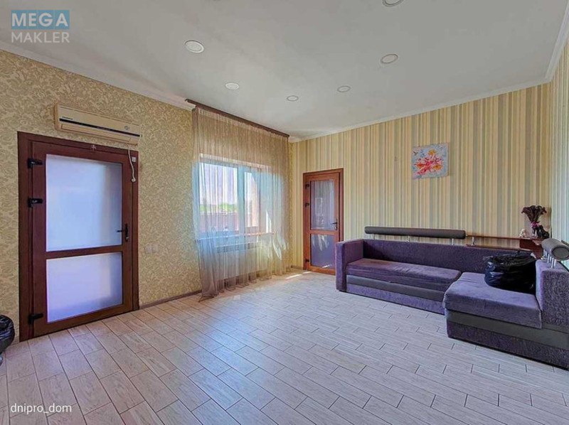 Продаж дома, 1 поверх, 111 кв.м, 4 кімнати, ділянка 17 соток, <a class="location-link" href="/podgorodnoe/" title="Недвижимость Підгородне">Підгородне</a>, Пісенна, 121 (изображение 15)