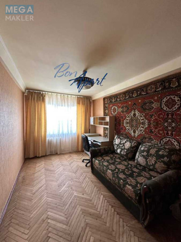 Продаж 3 кімнатної квартири (62,2/44,9/10), 9 пов. 9 пов. будинку, <a class="location-link" href="/kiev/" title="Недвижимость Київ">Київ</a>, <a class="location-link" href="/kiev/solomenskij/" title="Недвижимость Солом'янський район">Солом'янський р-н</a>, Чоколівський бульв., 19 (изображение 4)