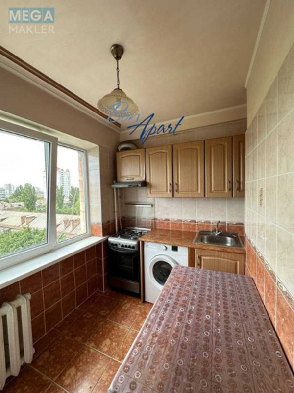 Продаж 3 кімнатної квартири (62,2/44,9/10), 9 пов. 9 пов. будинку, <a class="location-link" href="/kiev/" title="Недвижимость Київ">Київ</a>, <a class="location-link" href="/kiev/solomenskij/" title="Недвижимость Солом'янський район">Солом'янський р-н</a>, Чоколівський бульв., 19 (изображение 7)