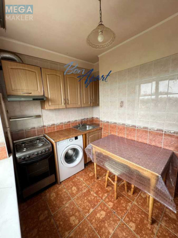 Продаж 3 кімнатної квартири (62,2/44,9/10), 9 пов. 9 пов. будинку, <a class="location-link" href="/kiev/" title="Недвижимость Київ">Київ</a>, <a class="location-link" href="/kiev/solomenskij/" title="Недвижимость Солом'янський район">Солом'янський р-н</a>, Чоколівський бульв., 19 (изображение 8)